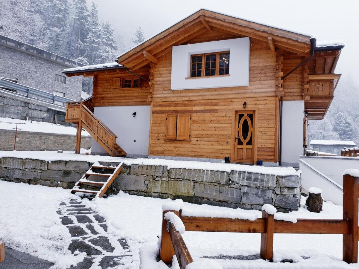 바르조 Casa Vacanza In Tipico Chalet Di Montagna 빌라 외부 사진